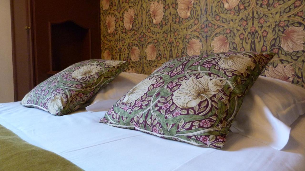 Hotel Le Bretagne Vannes Bagian luar foto