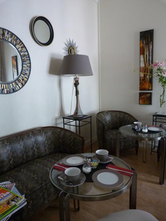 Hotel Le Bretagne Vannes Bagian luar foto