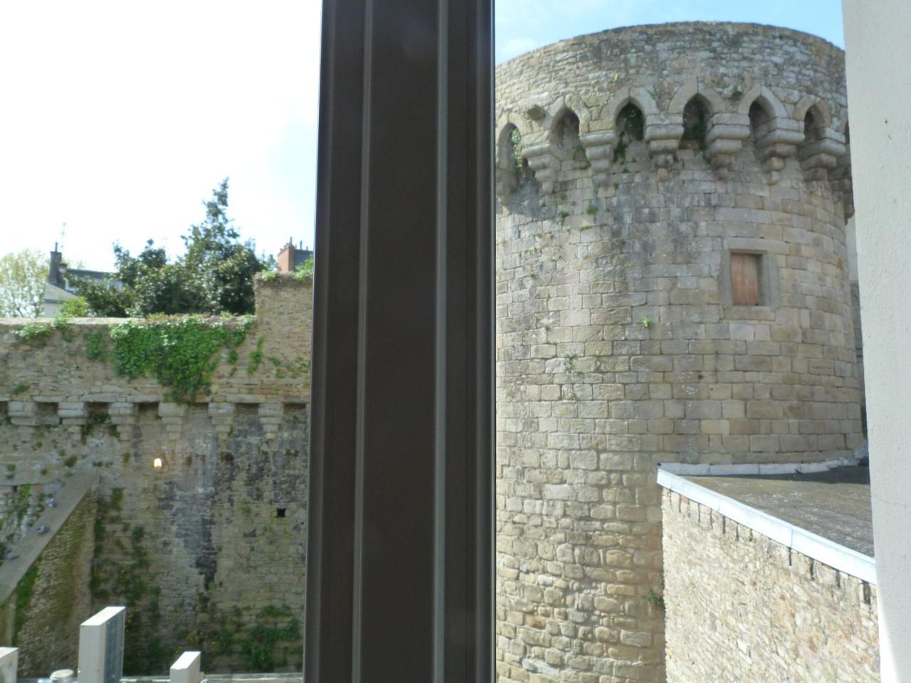 Hotel Le Bretagne Vannes Bagian luar foto
