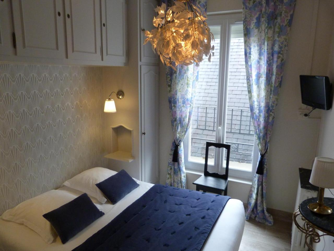 Hotel Le Bretagne Vannes Bagian luar foto